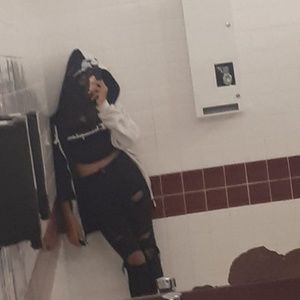 Meet your Posher, Sofia